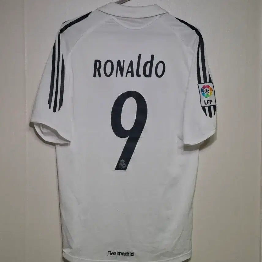 [BUNJANG] Real Madrid 2005-2006 Ronaldo Authentic Jersey (Size S) / 정품)레알 마드리드 05 06 호나우두 유니폼