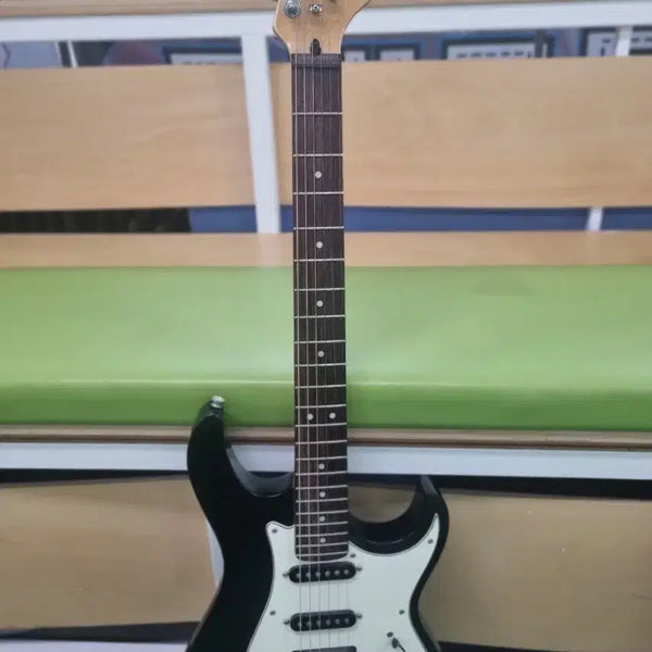 [BUNJANG] Colt G200 Electric Guitar (Black) with Bag / 콜트 일렉기타 블랙 & 가방 *원가 37만원*