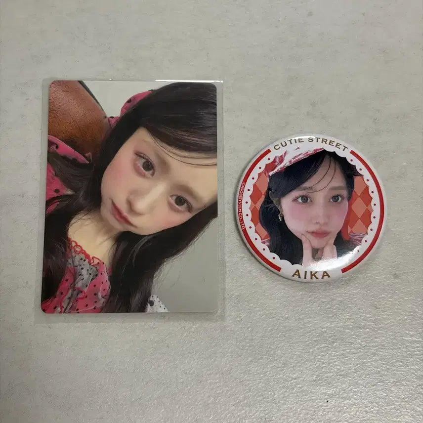 [BUNJANG] Cutestreet Q-Story Aika Trading Card & Can Badge Bundle Set / 큐티스트리트 큐스토 사노 아이카 트레카, 캔뱃지