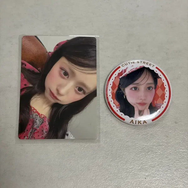 [BUNJANG] Cutestreet Q-Story Aika Trading Card & Can Badge Bundle Set / 큐티스트리트 큐스토 사노 아이카 트레카, 캔뱃지