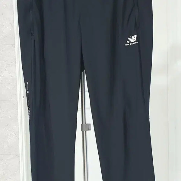 [BUNJANG] New Balance Training Pants Black / 뉴발란스 트레이닝 바지 블랙