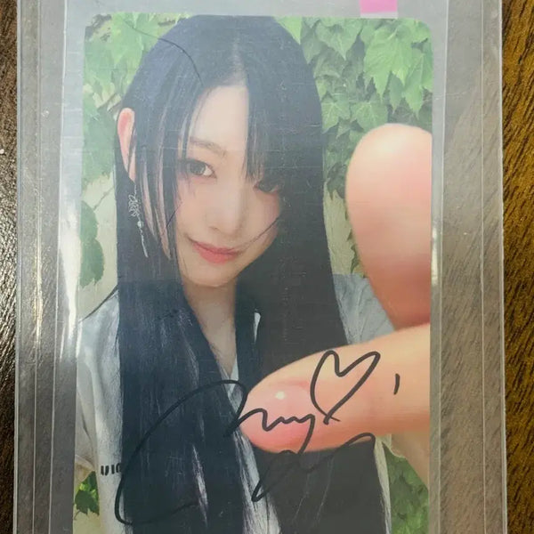 [BUNJANG] Lysne Mina Signed Photocard / 리센느 미나미 싸인 포토카드 싸포