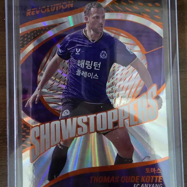 [BUNJANG] 2026 Panini Revolution K League Soccer Card Thomas (Sunburst) / 2026 파니니 레볼루션 K리그 축구카드 안양 토마스 (썬버스트)