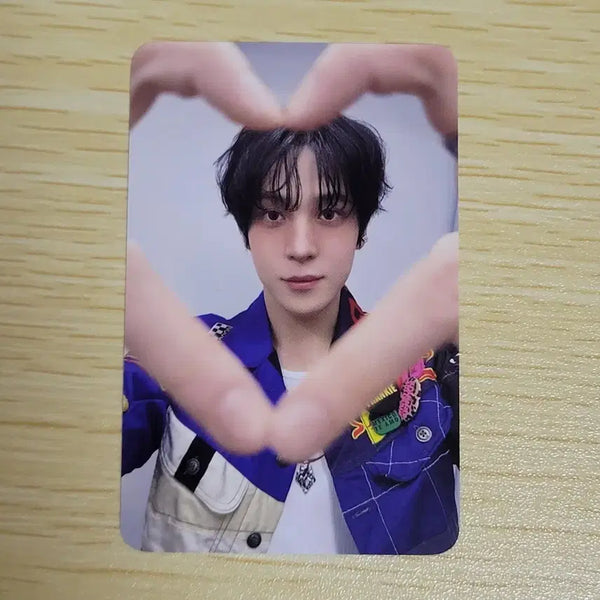 [BUNJANG] ATEEZ Yunho Aniteez Popup Photocard / 에이티즈 윤호 애니티즈 팝업 트레카