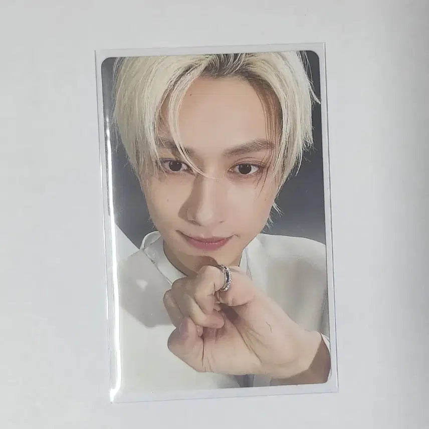 [BUNJANG] SEVENTEEN JUN World Tour Trading Photocard / 세븐틴 준 NEW_ 월드투어 트레이딩 포토카드