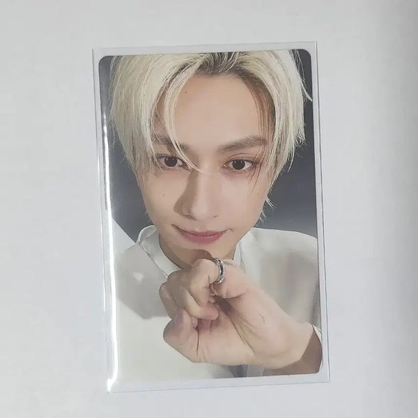 [BUNJANG] SEVENTEEN JUN World Tour Trading Photocard / 세븐틴 준 NEW_ 월드투어 트레이딩 포토카드