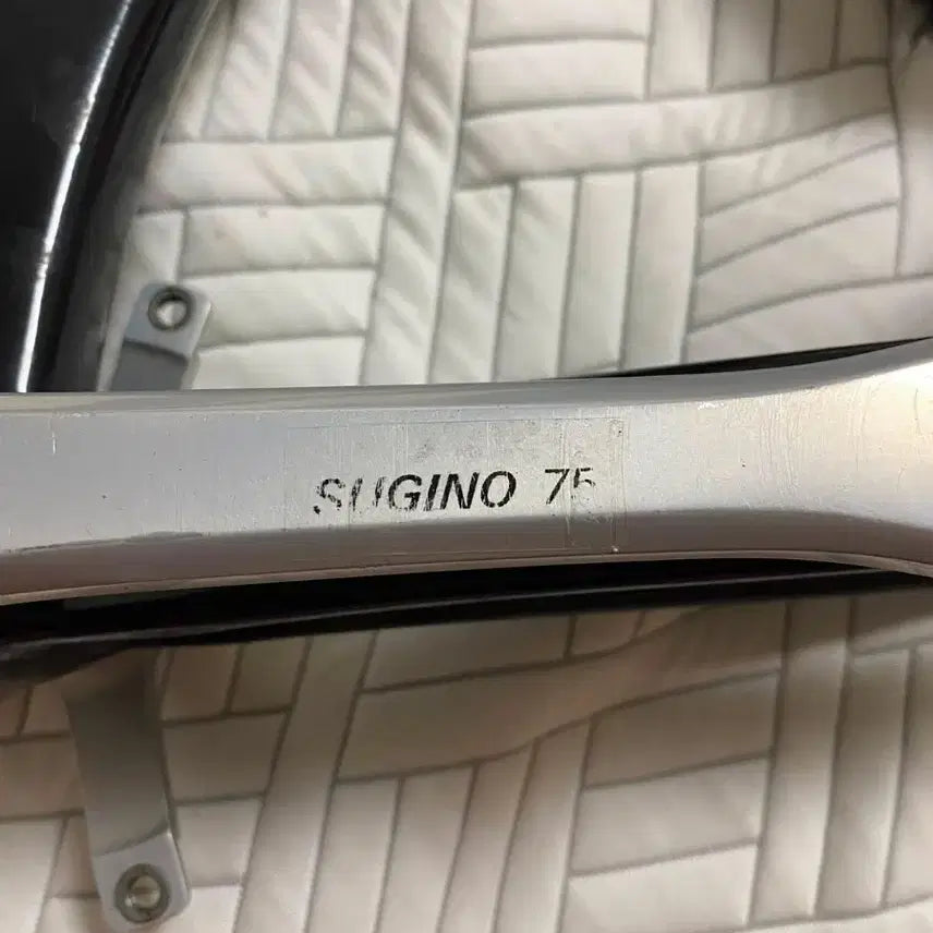 [BUNJANG] Sugino 75 New Model Crankset with Engraving / 스기노 75 크랭크셋