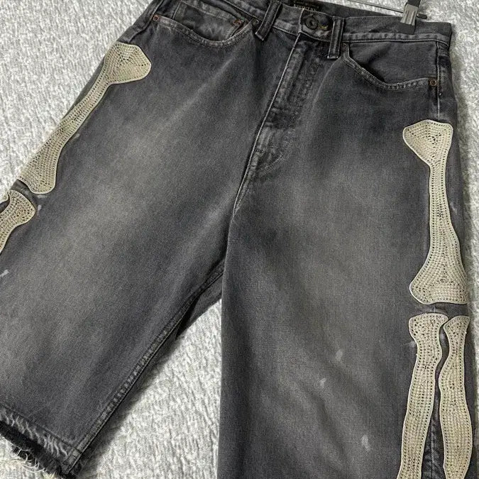 [BUNJANG] Capital 14oz Denim 5P Embroidered Short Pants Black / 캐피탈 14온즈 데님 5P 본 자수 숏 팬츠 블랙