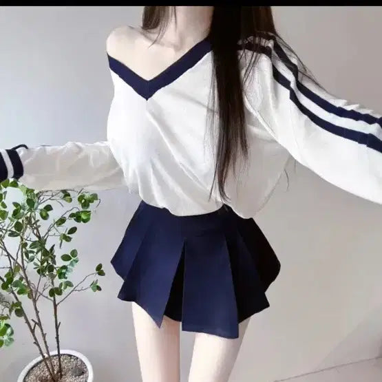 [BUNJANG] Sunneu Color Block Sailor Collar Sweatshirt / [완전품절/희귀] 순느 배색 세일러 카라 맨투맨