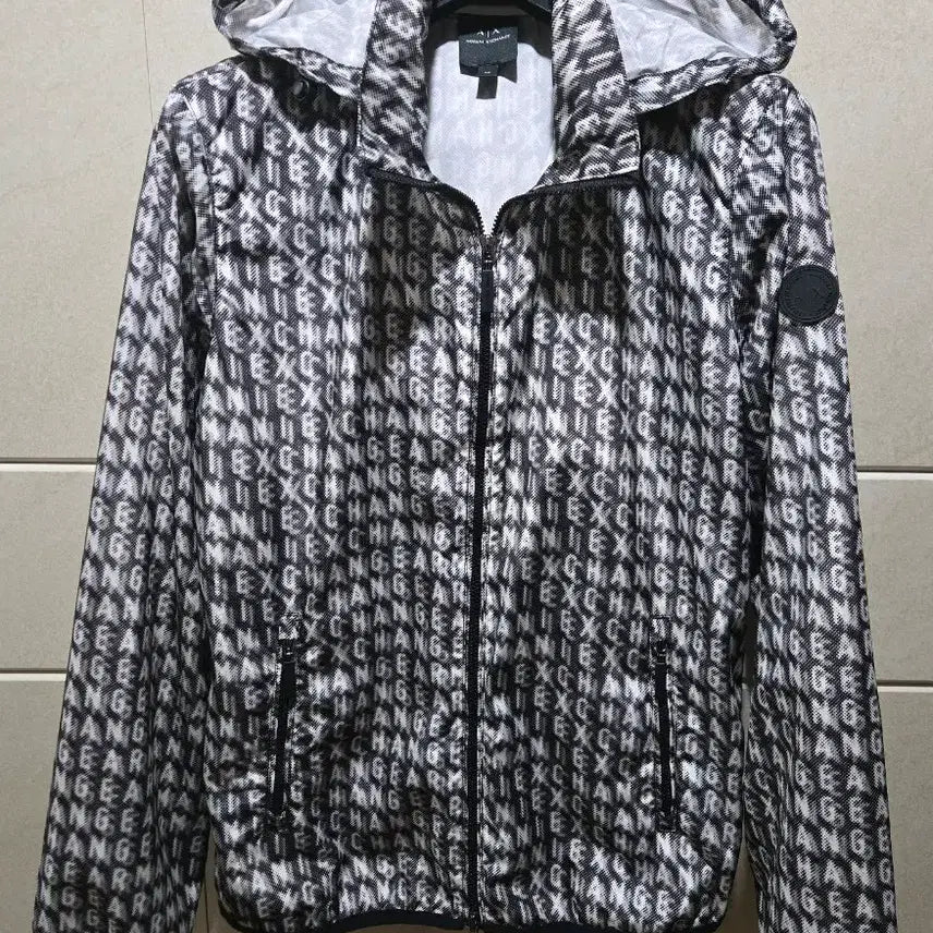 [BUNJANG] Armani Exchange Windbreaker Zip-Up Jacket Size 55 / (최상급)정품!알마니 익스체인지 바람막이 집업 55전.후