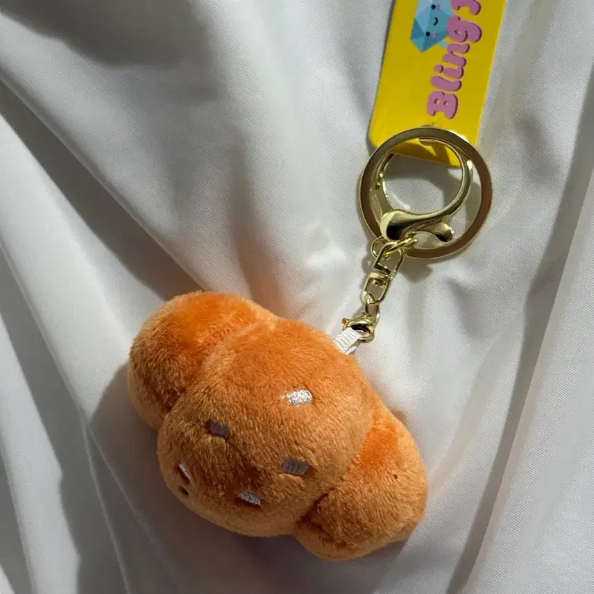 [BUNJANG] Bling Pop Salt Bread Keyring Plush Doll / 소금빵 키링인형