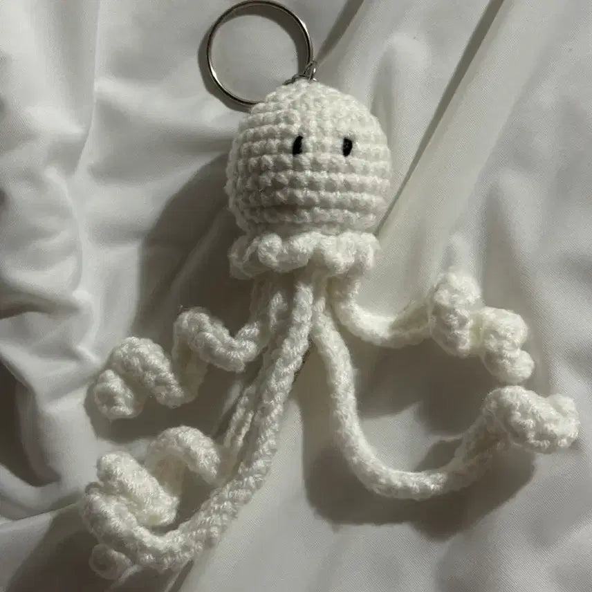 [BUNJANG] Jellyfish Knit Plush Keychain / 해파리 뜨개 인형키링