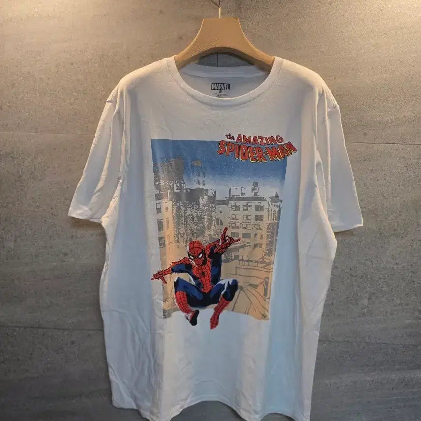 [BUNJANG] Marvel Spider-Man Short-Sleeve T-Shirt / 마블. 스파이더맨 반팔티.