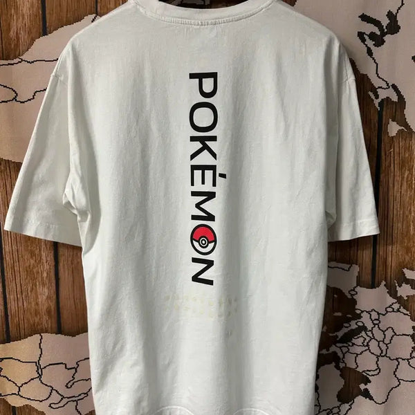 [BUNJANG] GU x Pokémon Collaboration Graphic T-Shirt White / GU 포켓몬 일본판 백로고 반팔티 M-L