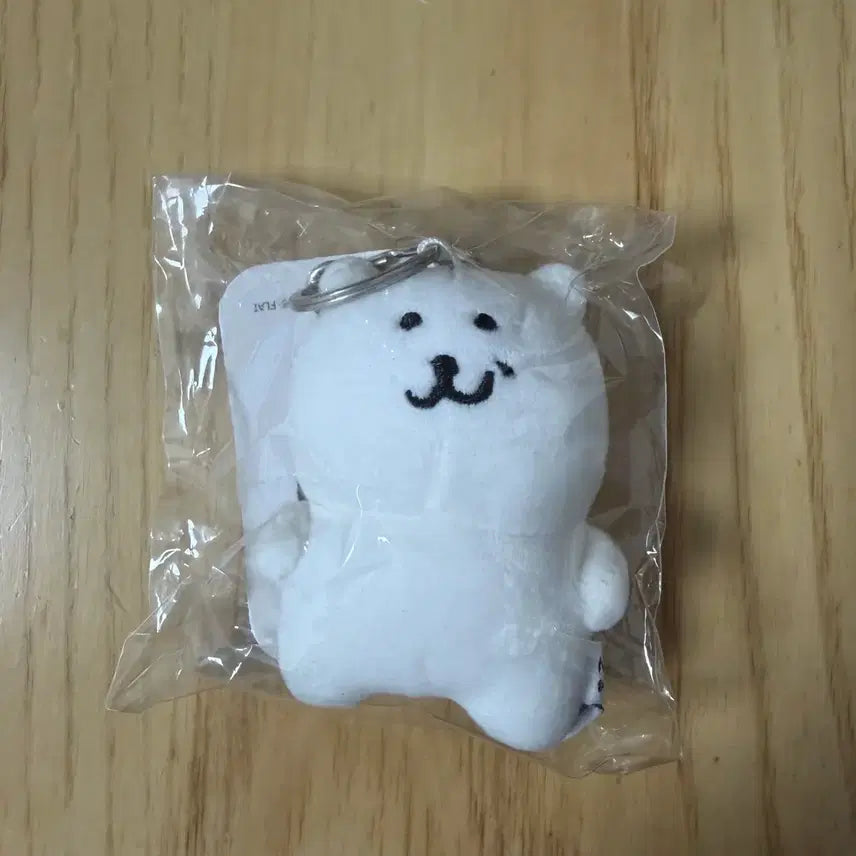 [BUNJANG] Don & Dolls Nongdamgom Utjulgom 8cm Mascot Keyring / 돈앤돌스 농담곰 우쭐곰 8cm 마스코트 키링 인형 우쭐형