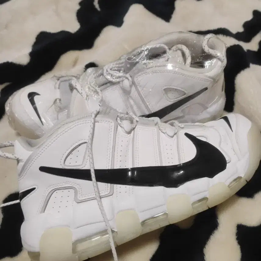 [BUNJANG] Nike Air More Uptempo Sneakers / 나이키 업템포 290