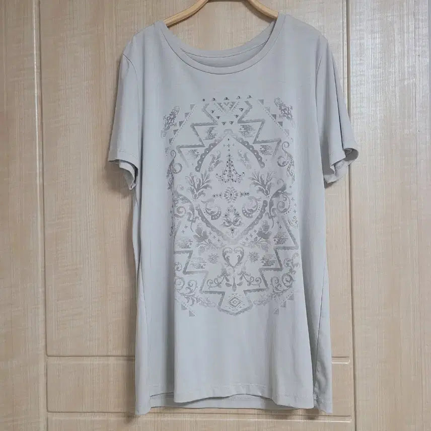 [BUNJANG] Crocodile Lady Basic T-Shirt Beige M / 크로커다일레이디 베이지 기본티 M
