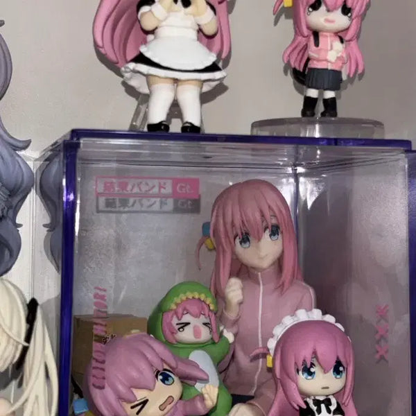 [BUNJANG] Bocchi the Rock! Hitori Gotoh Figure Bundle / 봇치더록 고토 히토리 피규어 굿즈 일괄처분