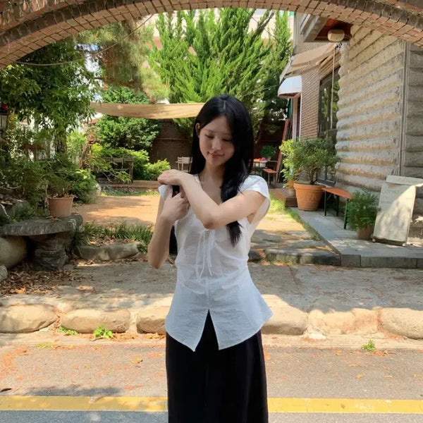 [BUNJANG] Loowha Till V-Neck Shirring Blouse White / 루와 틸 브이넥 셔링 블라우스