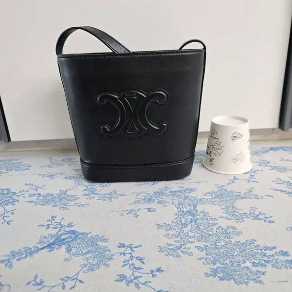 [BUNJANG] High-Quality Style Triomphe Bucket Bag - Black / 고퀄 스타일 트리옹프 버킷백 블랙(단순디피)