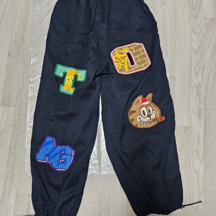 [BUNJANG] Japanese Brand Dino Patch Track Pants / 일본 브랜드 패션바지입니다. 남여 공룡