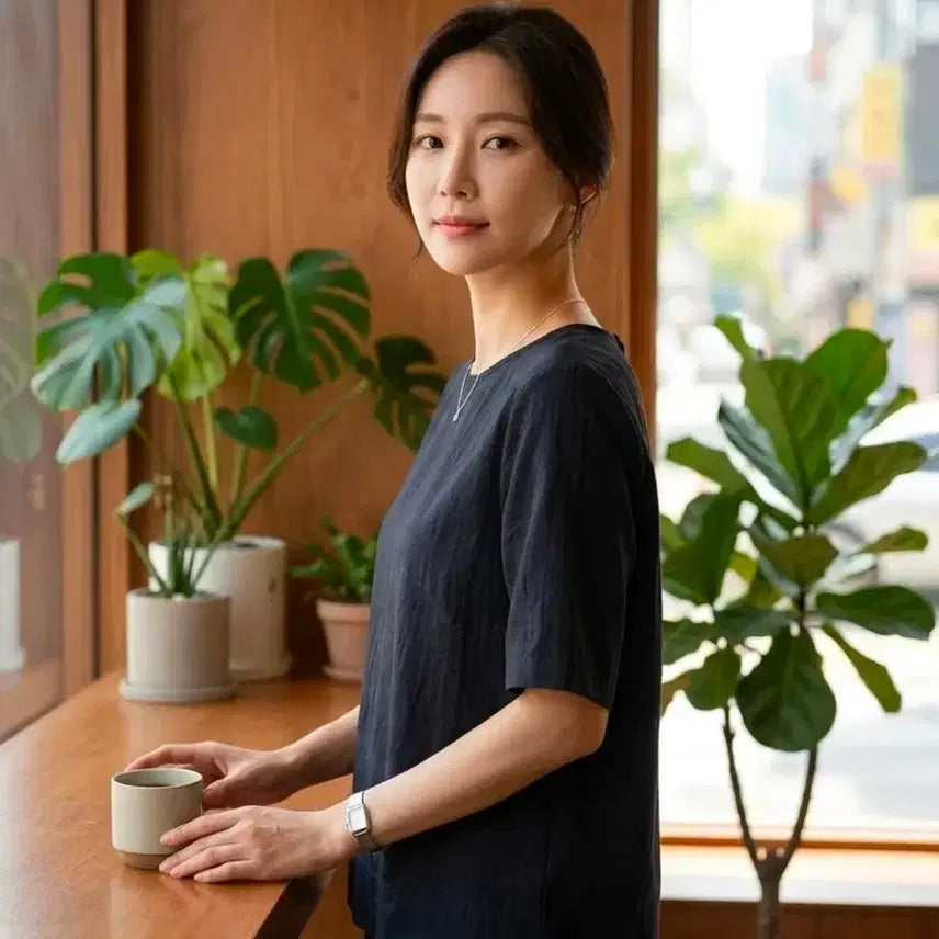 [BUNJANG] Black Crinkled Short Sleeve Blouse / 블랙 바스락 반팔 블라우스 새상품