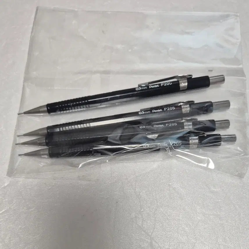[BUNJANG] Pentel P205 Mechanical Pencil 0.5mm (4 pcs) / 펜텔 P205 샤프 0.5mm 4개 일괄