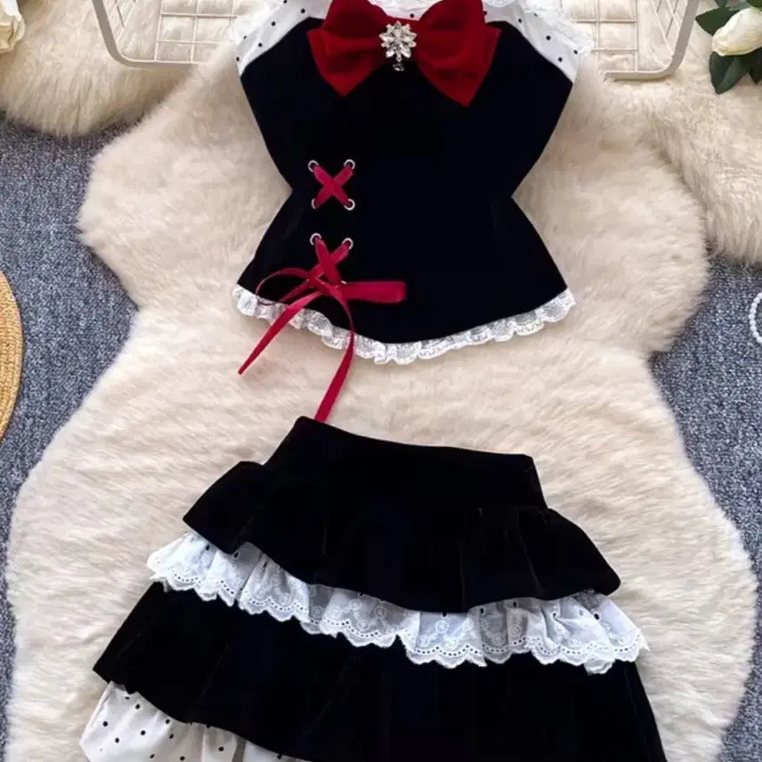 [BUNJANG] Black Velvet Ribbon Lace Top and 3-Tier Ruffle Skirt Set / [새상품] 블랙 벨벳 리본 레이스 탑 + 3단 레이어드 캉캉 스커트 세트
