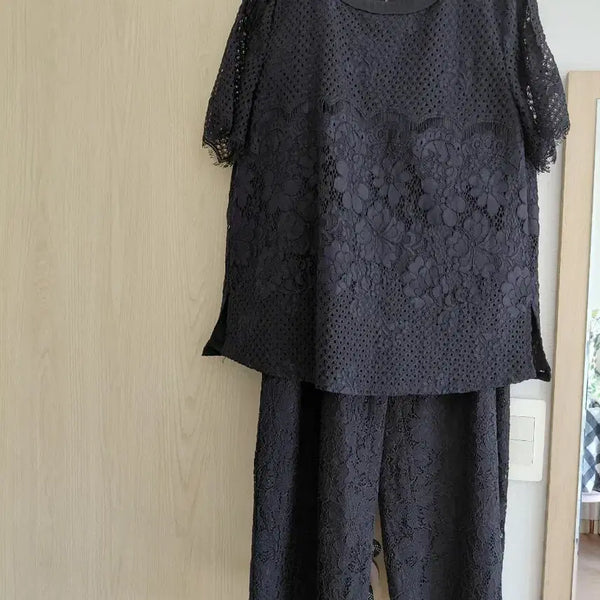[BUNJANG] Vicky Lace Short-Sleeve Top & Pants Set - Black / 비키~레이스 반팔 상하의 세트 블랙