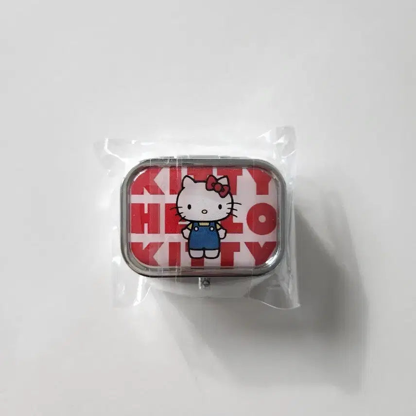[BUNJANG] Sanrio Hello Kitty Mini Square Tin Case Storage Box / 새상품/ 헬로키티 미니 사각 틴케이스, 소품함 키티 보관함