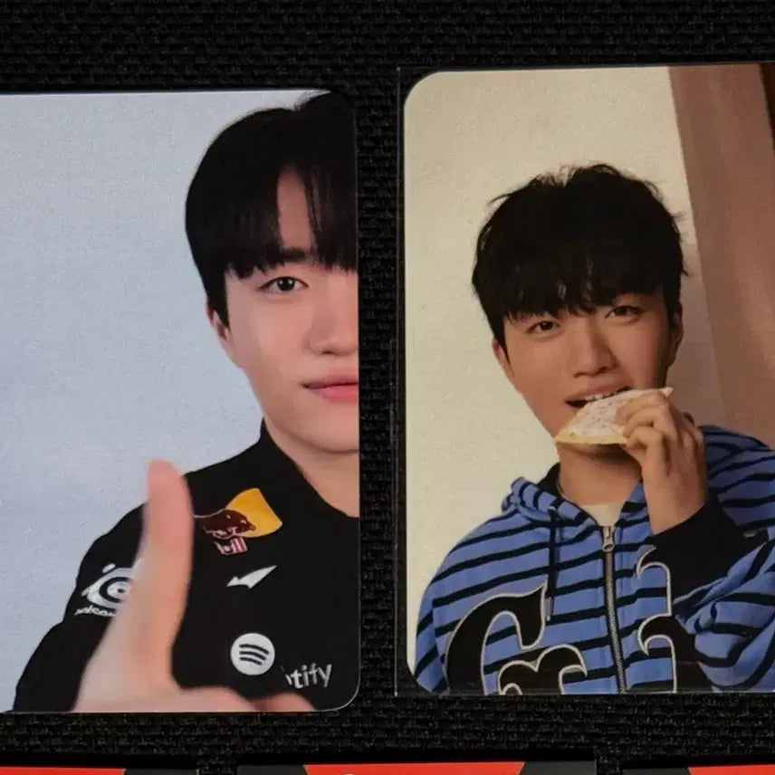 [BUNJANG] T1 Keria Booth & T1 Backstage Photocard Bundle / [포카 증정] T1 Keria booth 티원부스 + 티원 베캠 케리아 포카