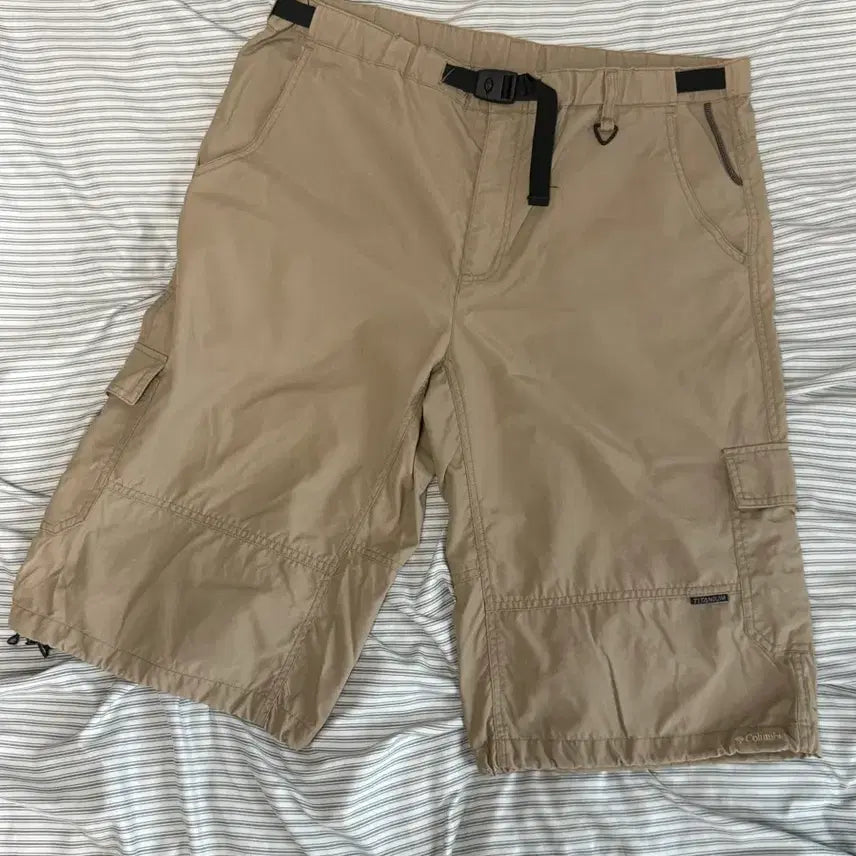 [BUNJANG] Columbia Vintage Cargo Bermuda Shorts / [콜롬비아] 빈티지 카고 버뮤다팬츠