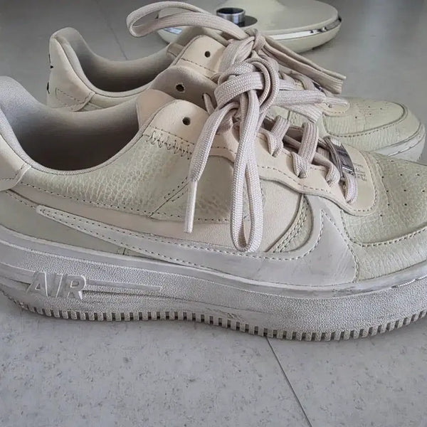 [BUNJANG] Nike Air Force 1 Sage Low Beige Women's / 나이키 에어포스 1 세이지 로우 베이지사이즈245