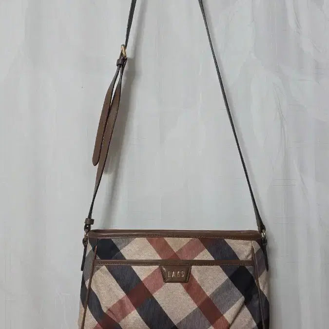[BUNJANG] Daks Leather Trimmed Crossbody Bag / 닥스크로스백