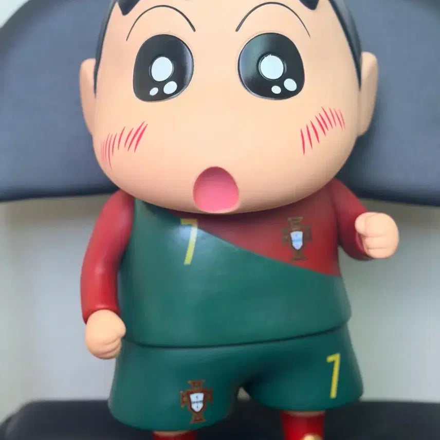 [BUNJANG] Cristiano Ronaldo Crayon Shin-chan Figure / 새상품) 크리스티아누 호날두 짱구