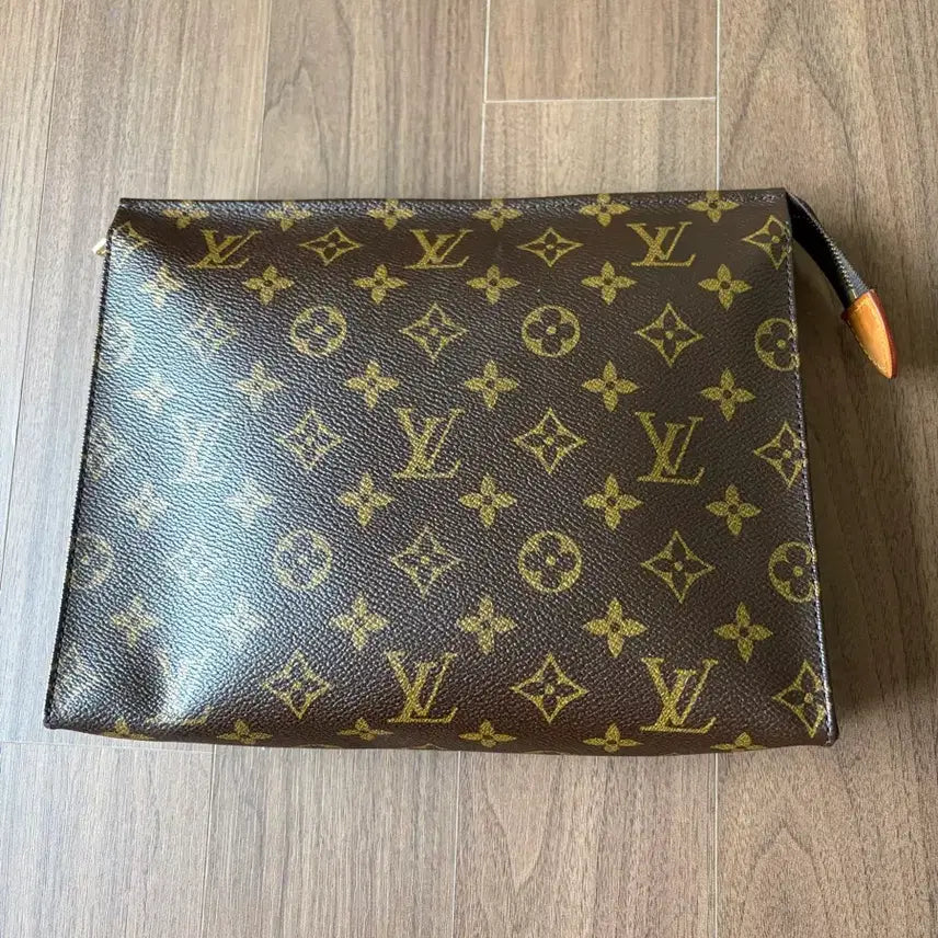[BUNJANG] Louis Vuitton Monogram Toiletry Pouch / 루이비통 모노그램 토일렛 파우치