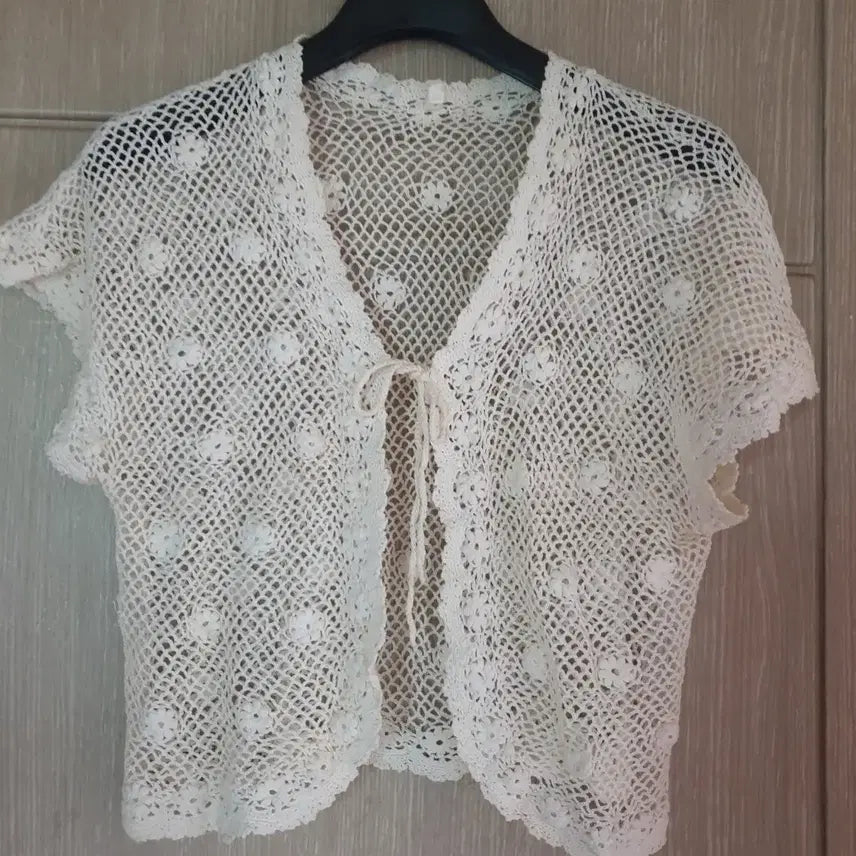 [BUNJANG] Hand-Knitted Cropped Cardigan / 손뜨개 가디건