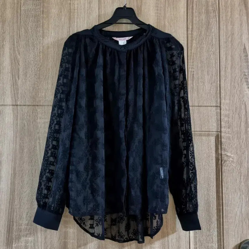 [BUNJANG] Jucy Judy See-through Embroidered Blouse / 쥬시쥬디 시스루 블라우스