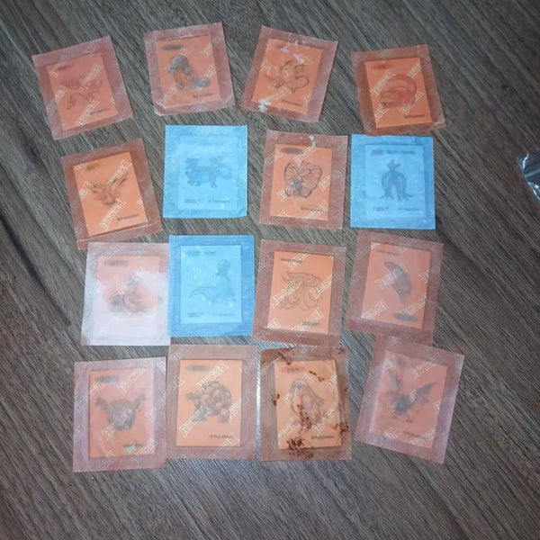 [BUNJANG] Pokemon Bread Stickers (Tteobokki Seals) - 16 Pieces / 포켓몬 카드 띠부띠부씰 16장