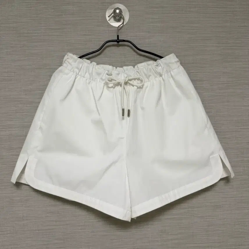[BUNJANG] System White Banding Shorts / 한섬 시스템 화이트 밴딩 반바지