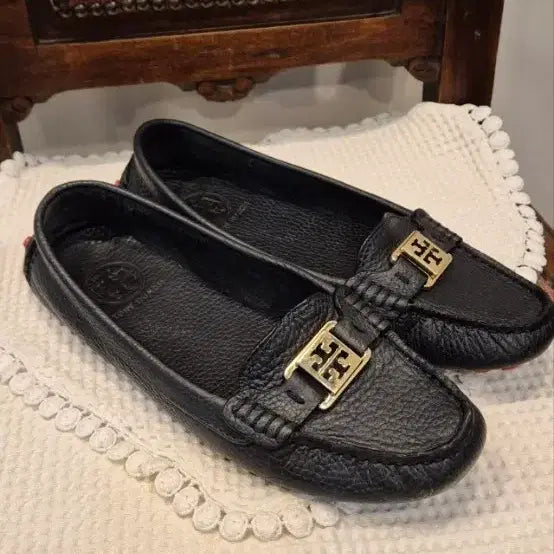 [BUNJANG] Tory Burch Navy Loafers / 토리버치  7M   네이비   로퍼