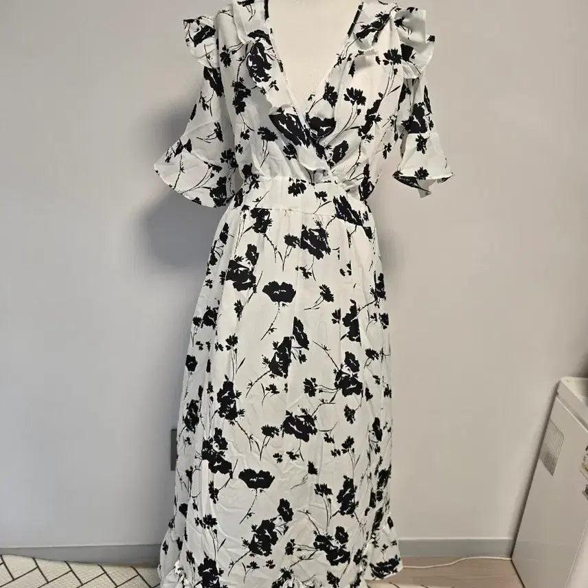 [BUNJANG] Women's Floral Print Ruffle Long Dress / (M)새상품 꽃무늬 프릴 롱원피스