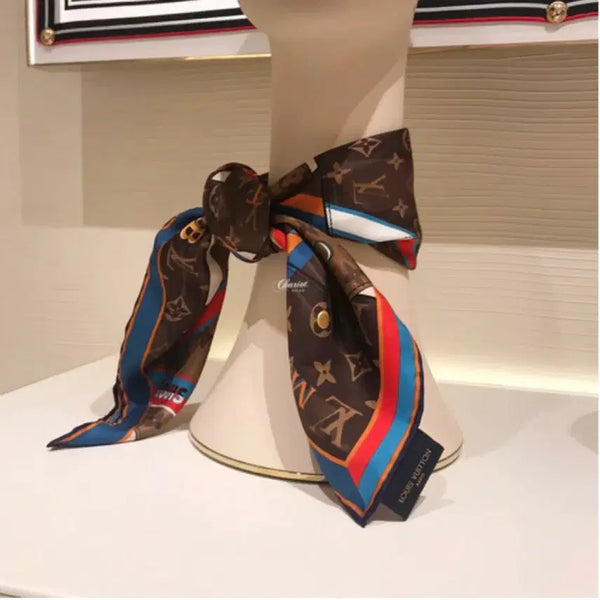 [BUNJANG] Louis Vuitton Personalized LV Square Scarf / 루이비통 퍼스널리 LV 스퀘어 스카프