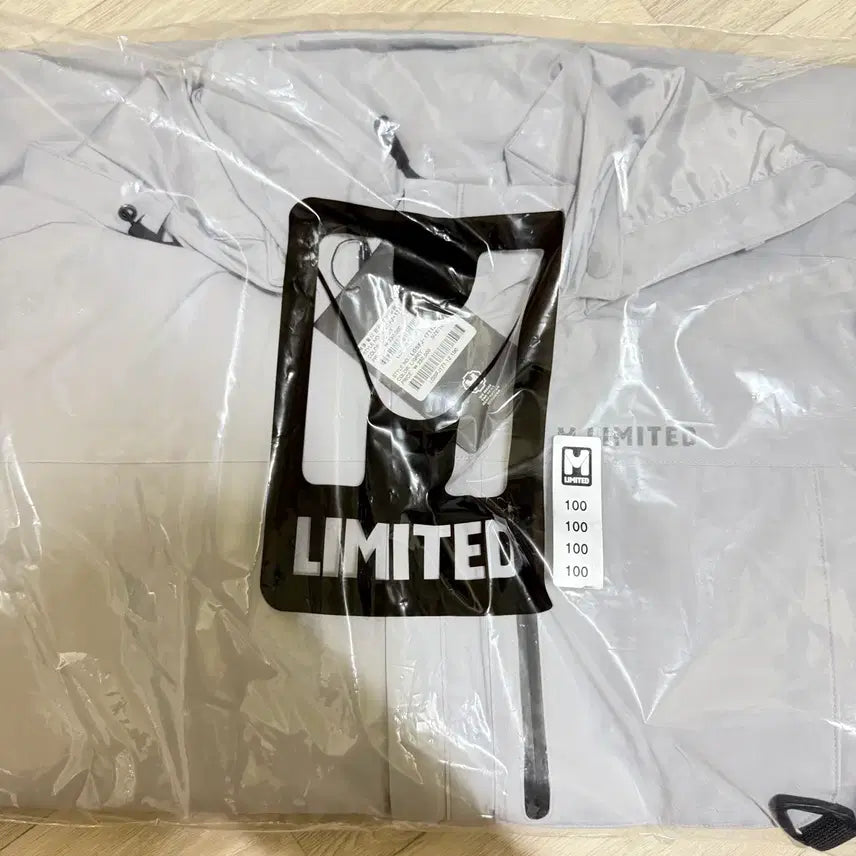 [BUNJANG] Millet Lightweight Windbreaker Jacket / 엠리밋(밀레) 바람막이