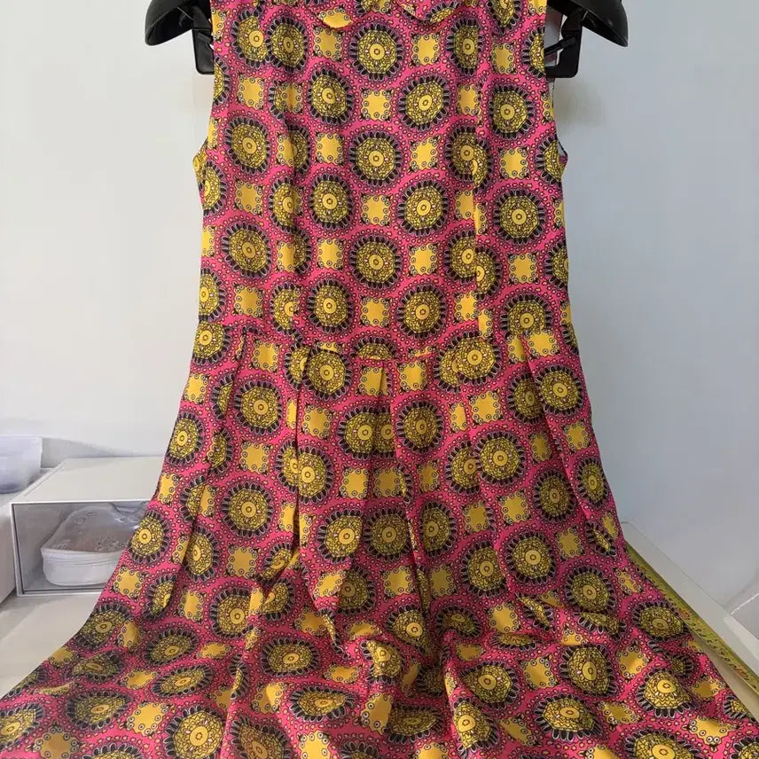 [BUNJANG] Tory Burch Label Pattern Sleeveless Mini Dress / 패턴 민소매 원피스