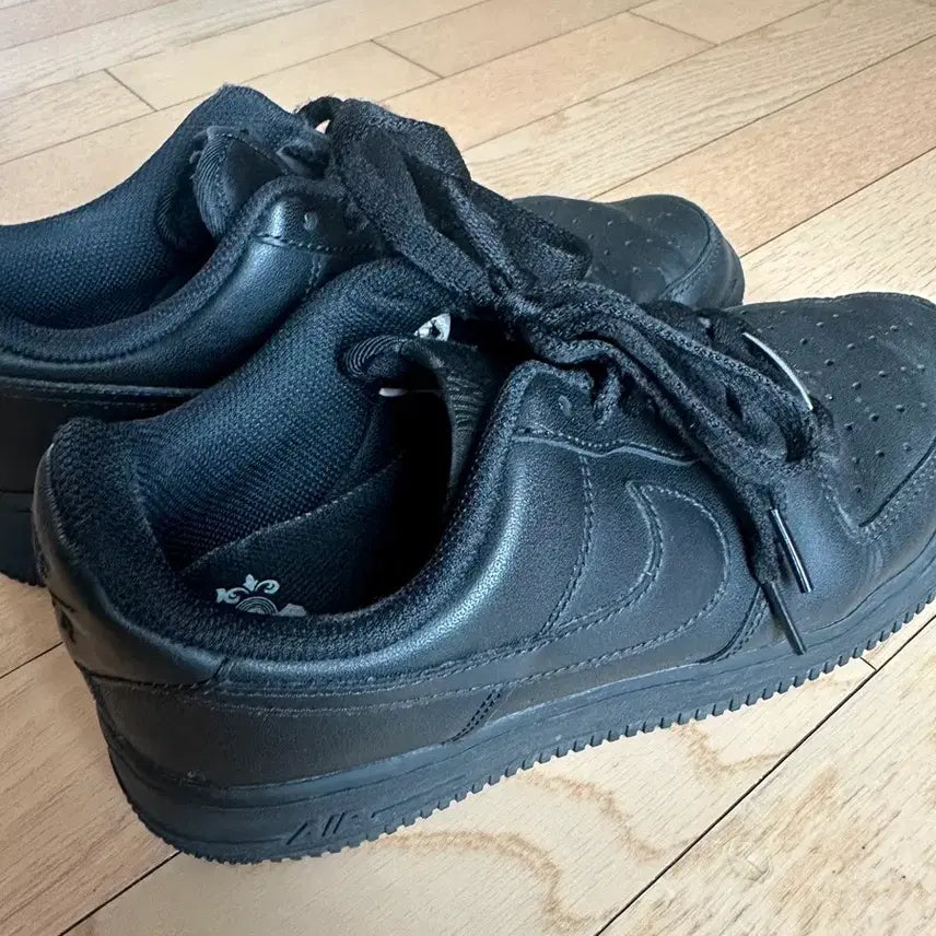 [BUNJANG] Nike Air Force 1 Black Sneakers / 나이키 에어포스 블랙