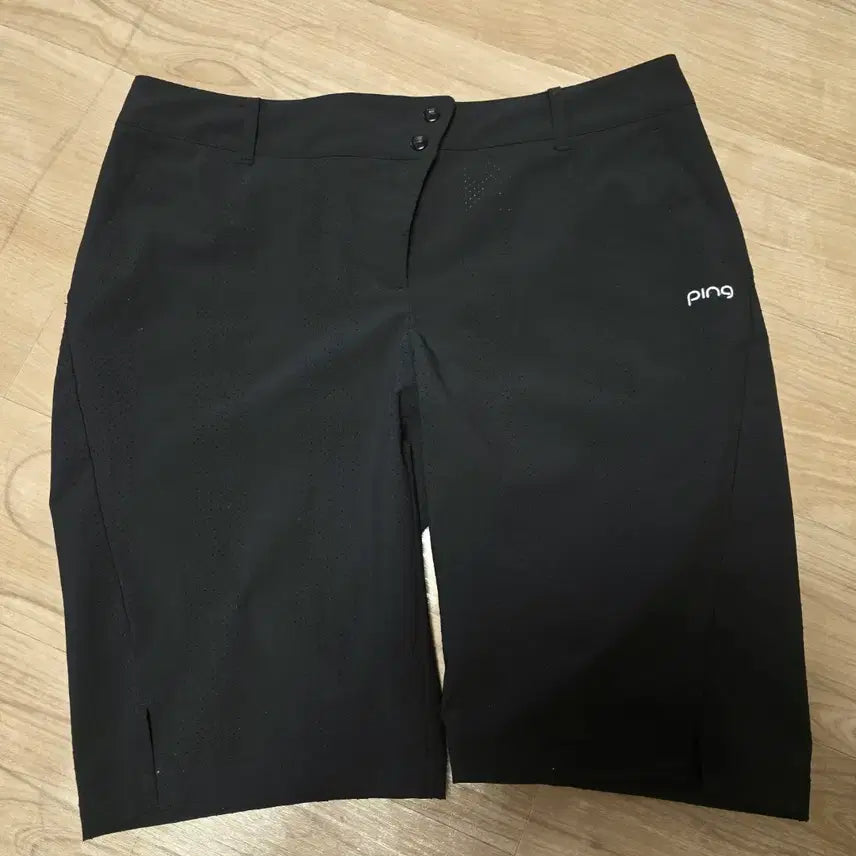 [BUNJANG] Women's Golf 5-Quarter Shorts Size 73 / 핑 여성 골프 5부반바지 73
