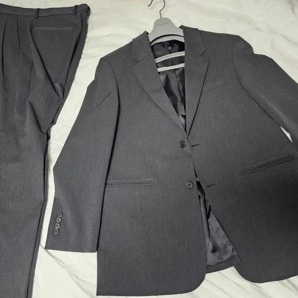 [BUNJANG] MUDIDI Oversized Blazer & Real Wide Belted Slacks Set (Charcoal Grey) / 무탠다드 오버핏 블레이저 리얼와이드 벨티드 슬랙스 차콜그레이