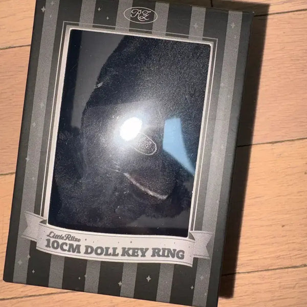 [BUNJANG] RIIZE Sohee RIIZ Badge 10cm Keyring Black / 라이즈 소희 리라즈 똘병이 10센치 키링 검은색 판매