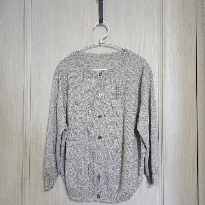 [BUNJANG] Beige Knit Cardigan with Colorful Buttons / 7부가디건
